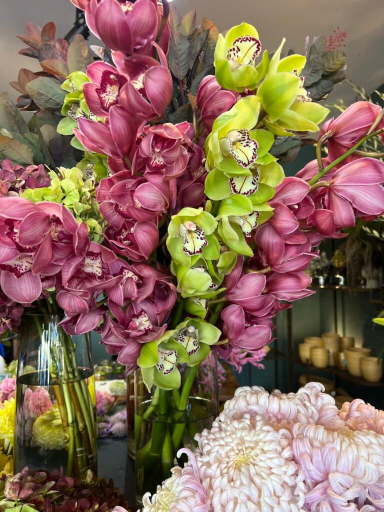 The Best Floral Arrangements for Winter | A Guide to Cold-Season Elegance